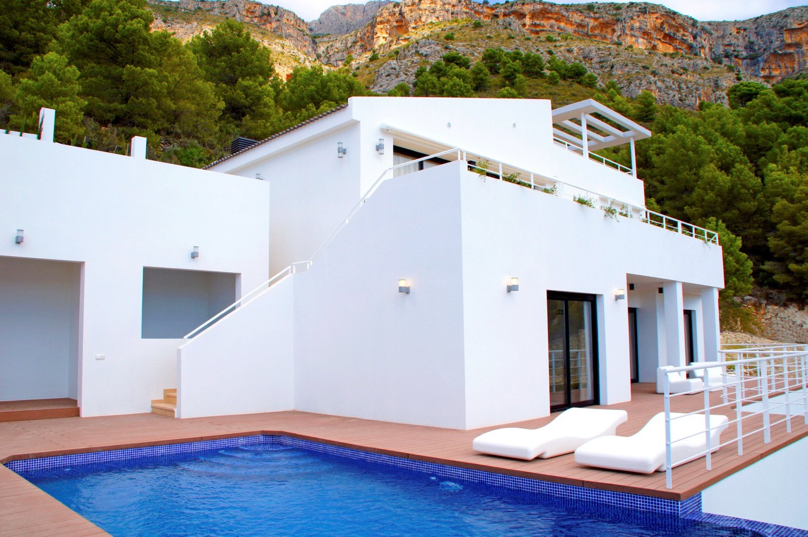 Laatste moderne villa met zicht op zee in Altea- Costa Blanca Noord